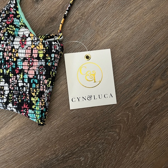 CYN&LUCA Bikini top - Picture 3 of 6